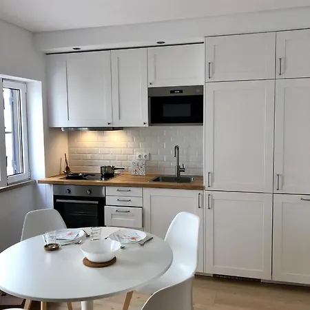 Sesimbra Coast House דירה